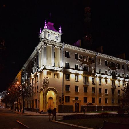 Hostel Tower 31/18 Minsk Buitenkant foto